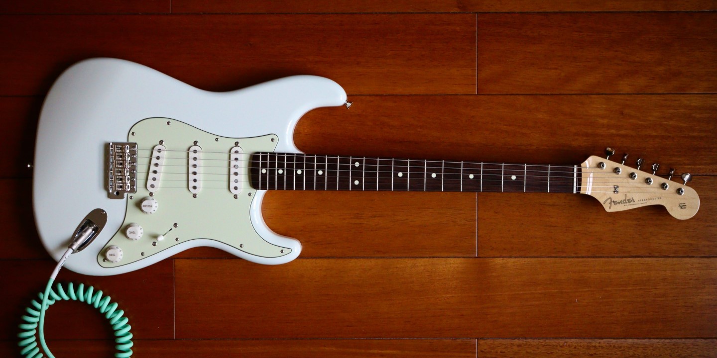 fender electric guitar
